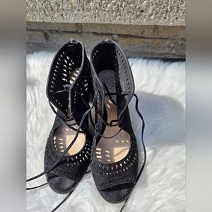 Vince Camuto Suede Lace Sandals Size US 7 Women Black With Back Zipper